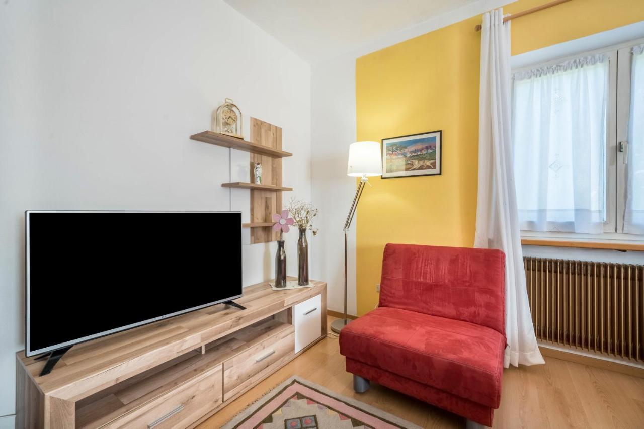 Apartement Oase Lana Bagian luar foto